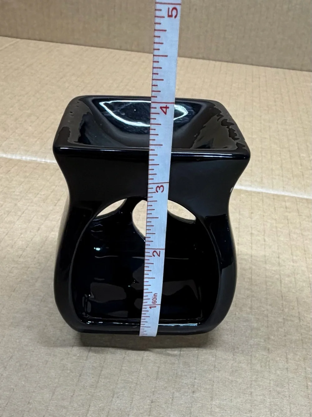 Ceramic Flower Cutout wax melter - Black